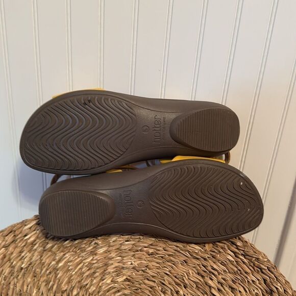 Hotter STD Mustard Yellow Tropic Sandals Women's Strap Flats sz 7.5 us - Picture 8 of 10